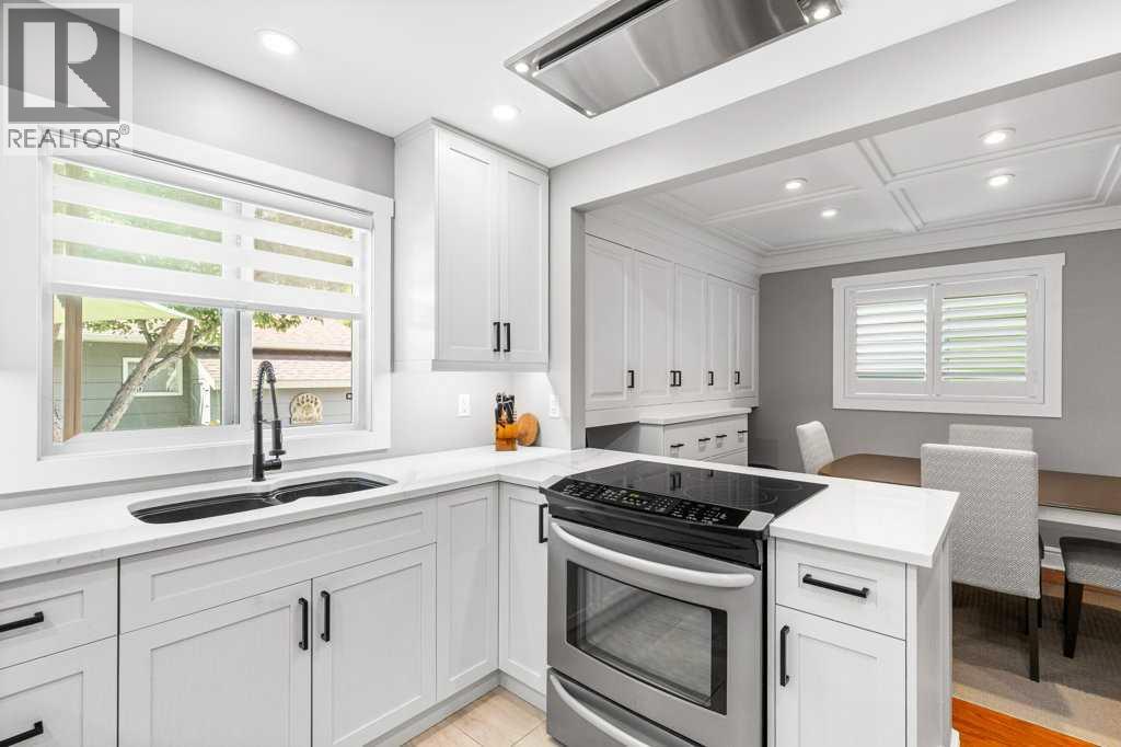 Single Family House for Sale in  Parkland Boulevard SE Parkland Calgary 