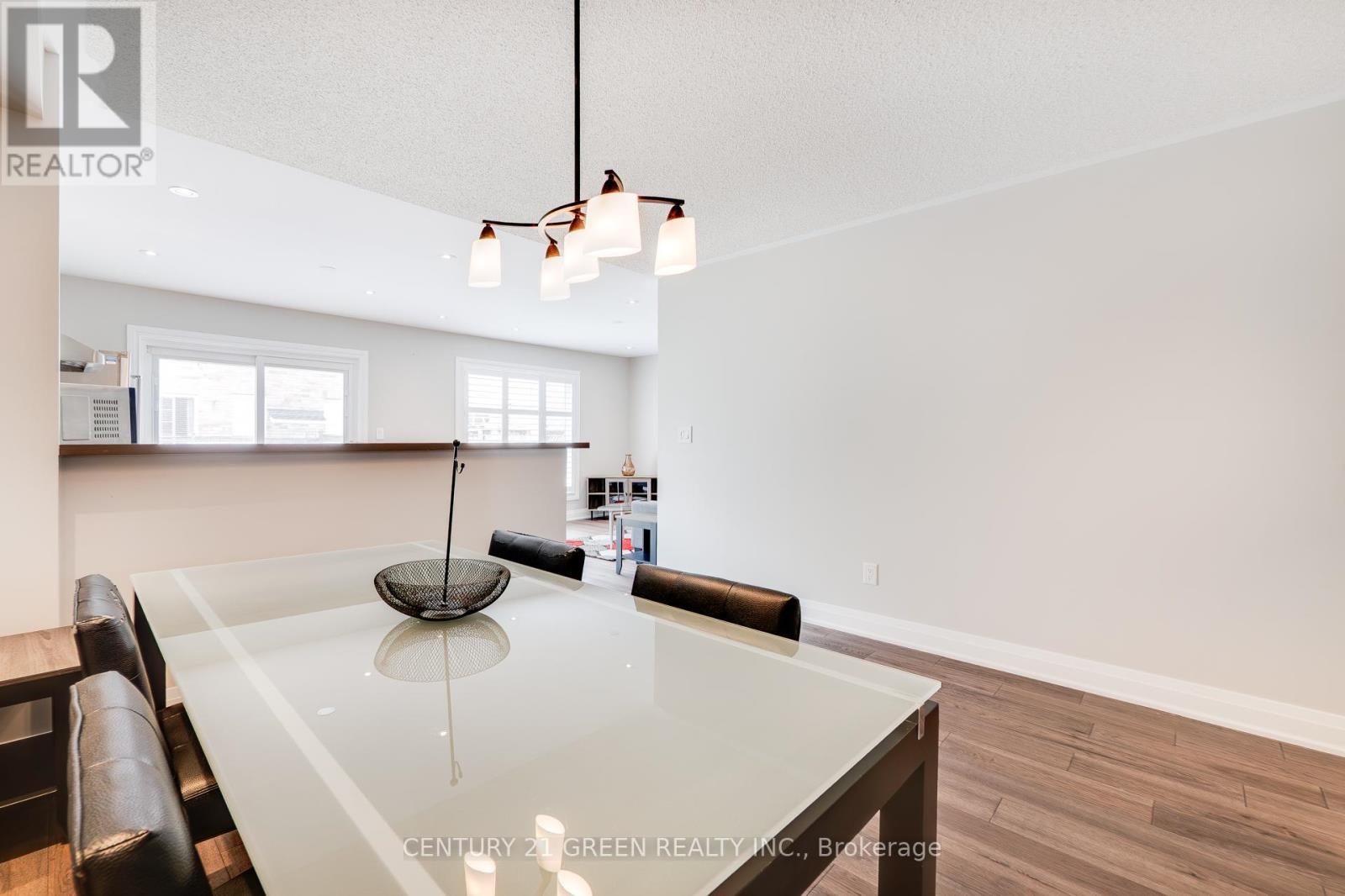 Photo 25 of 668 Porter Way, Milton ON