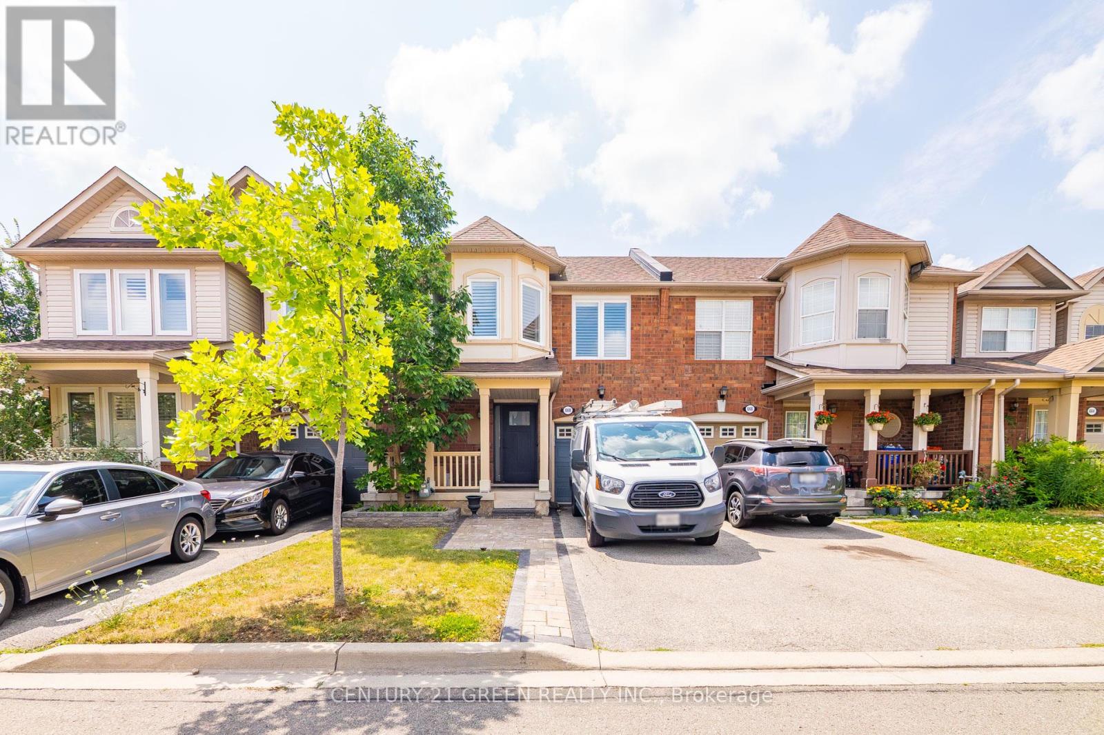 Photo 10 of 668 Porter Way, Milton ON