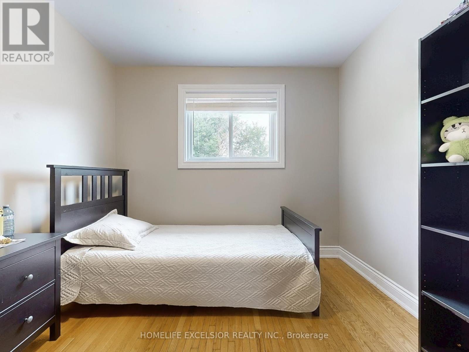 Photo 49 of 26 John Garland Boulevard, Toronto ON
