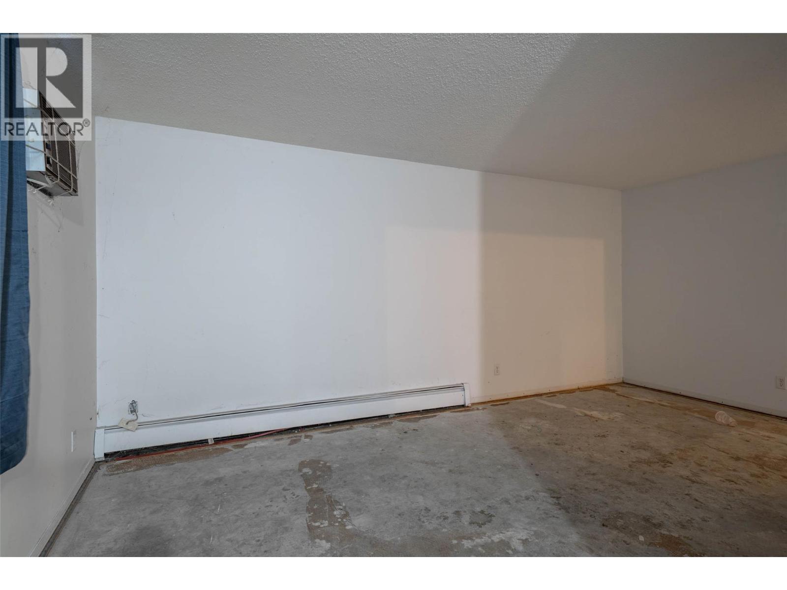 3710 25 AVENUE - 46