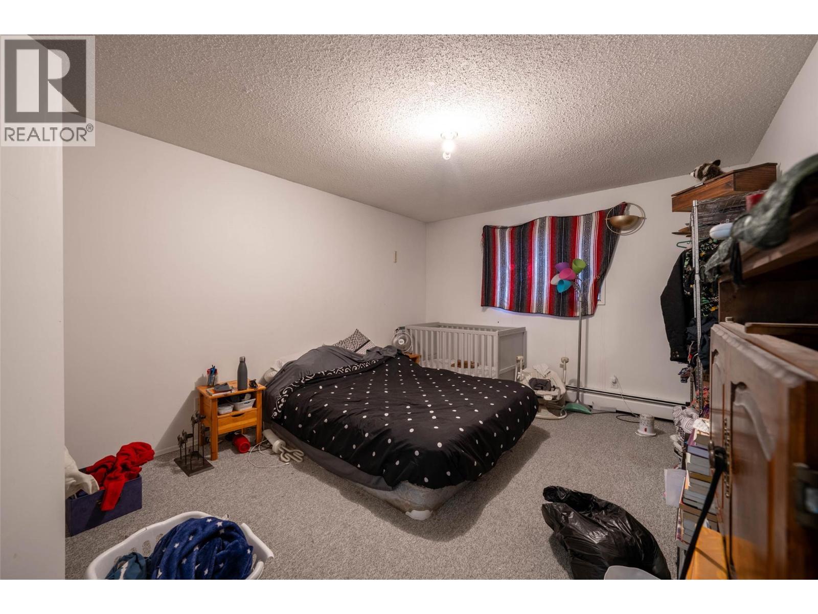 3710 25 AVENUE - 38