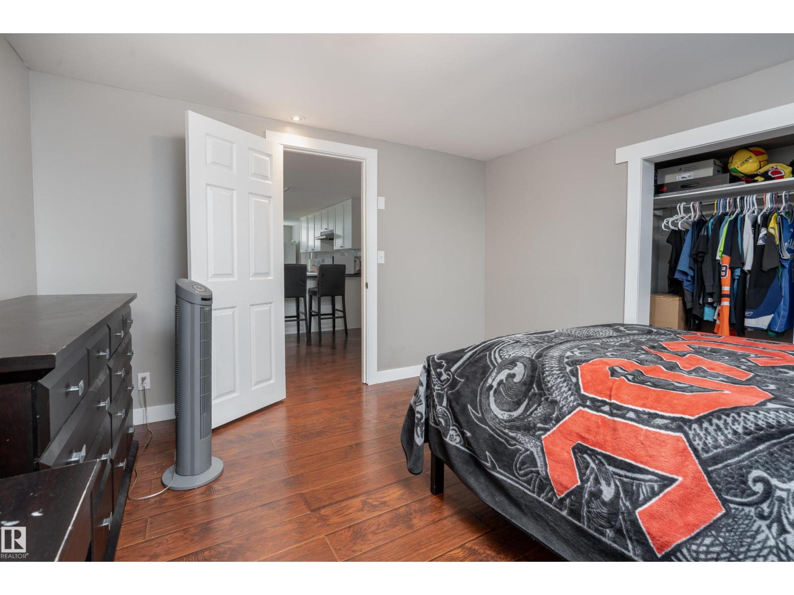 Photo 38 of 13712 63 St Nw, Edmonton AB