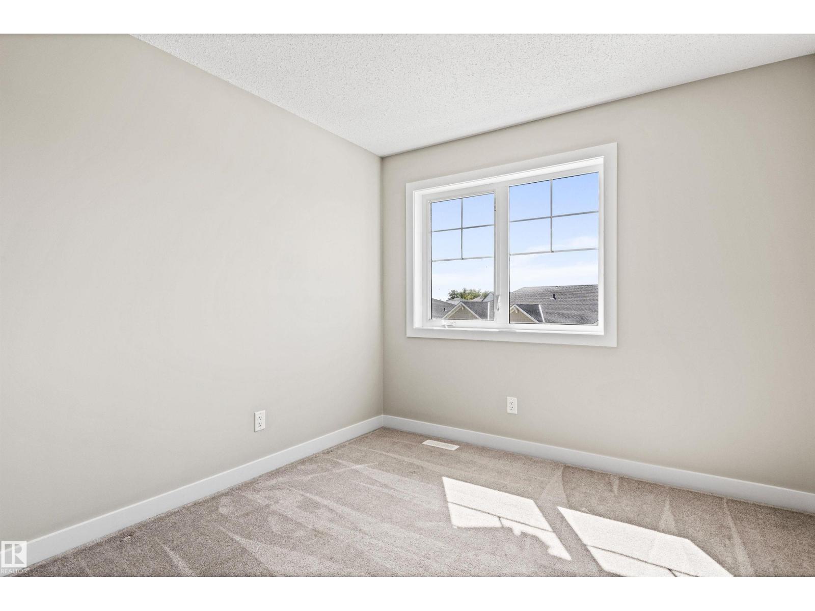 Photo 29 of 20516 21 Av Nw, Edmonton AB