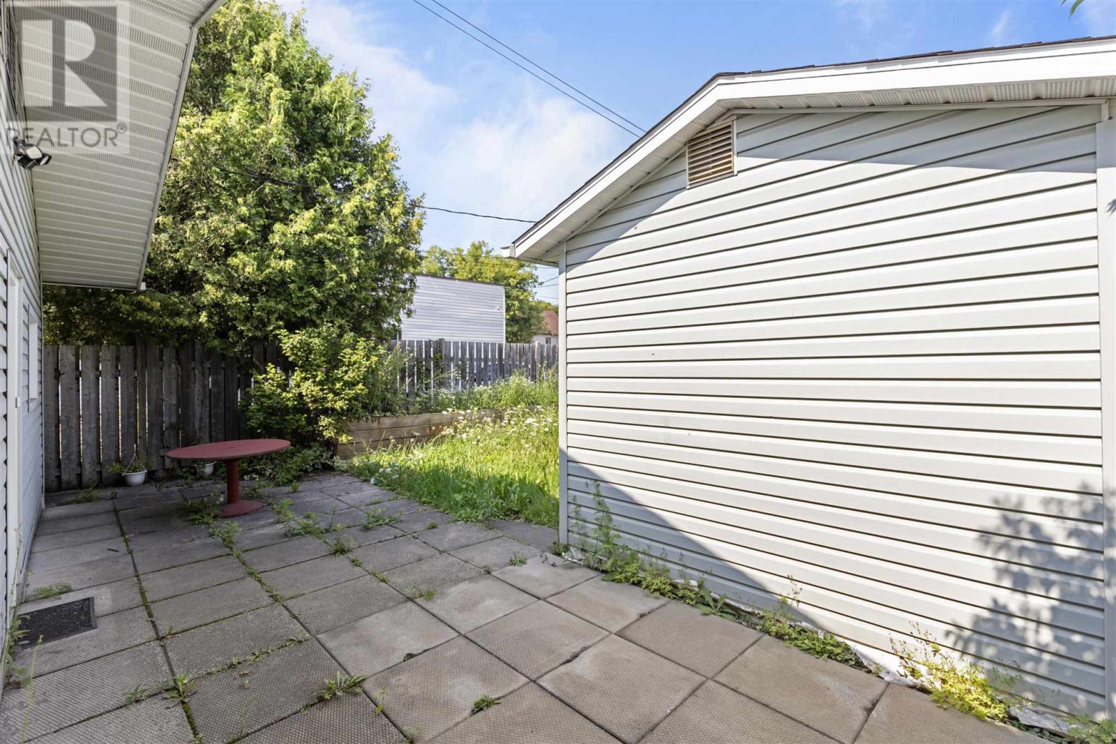 Photo 4 of 48 Wellington St W, Sault Ste Marie ON