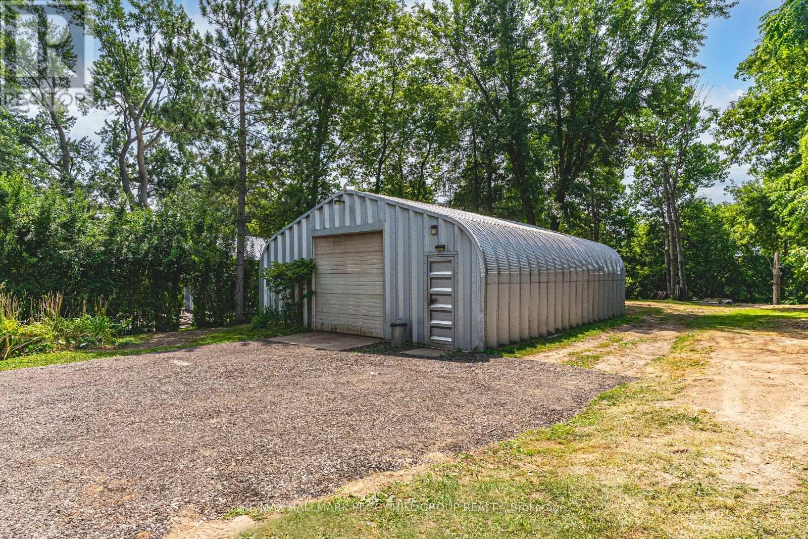 Photo 2 of 9007 Webster Road, Adjalatosorontio ON