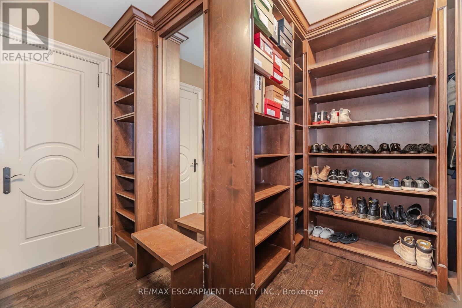 Photo 39 of 5545 Blezard Drive, Lincoln ON