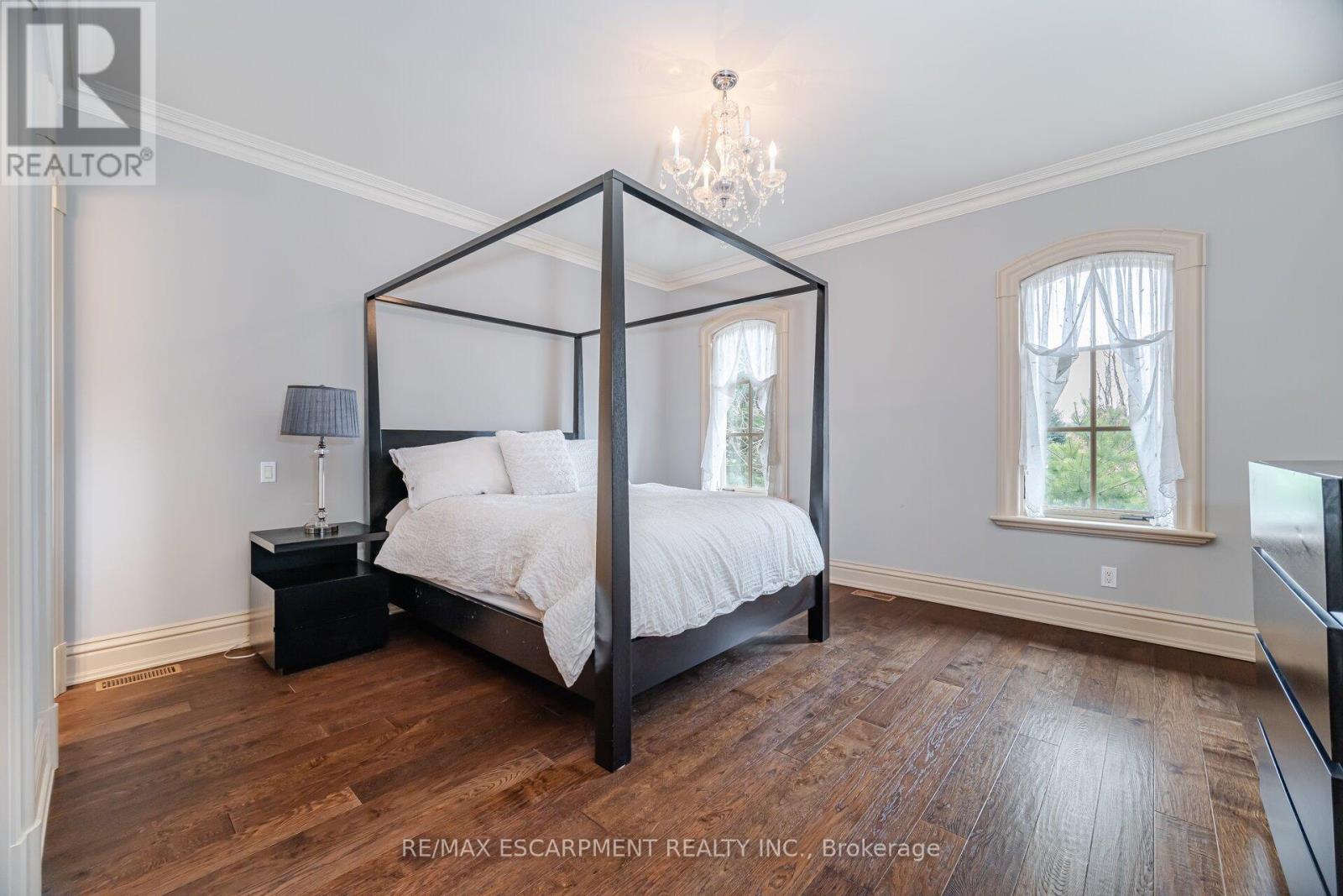 Photo 15 of 5545 Blezard Drive, Lincoln ON
