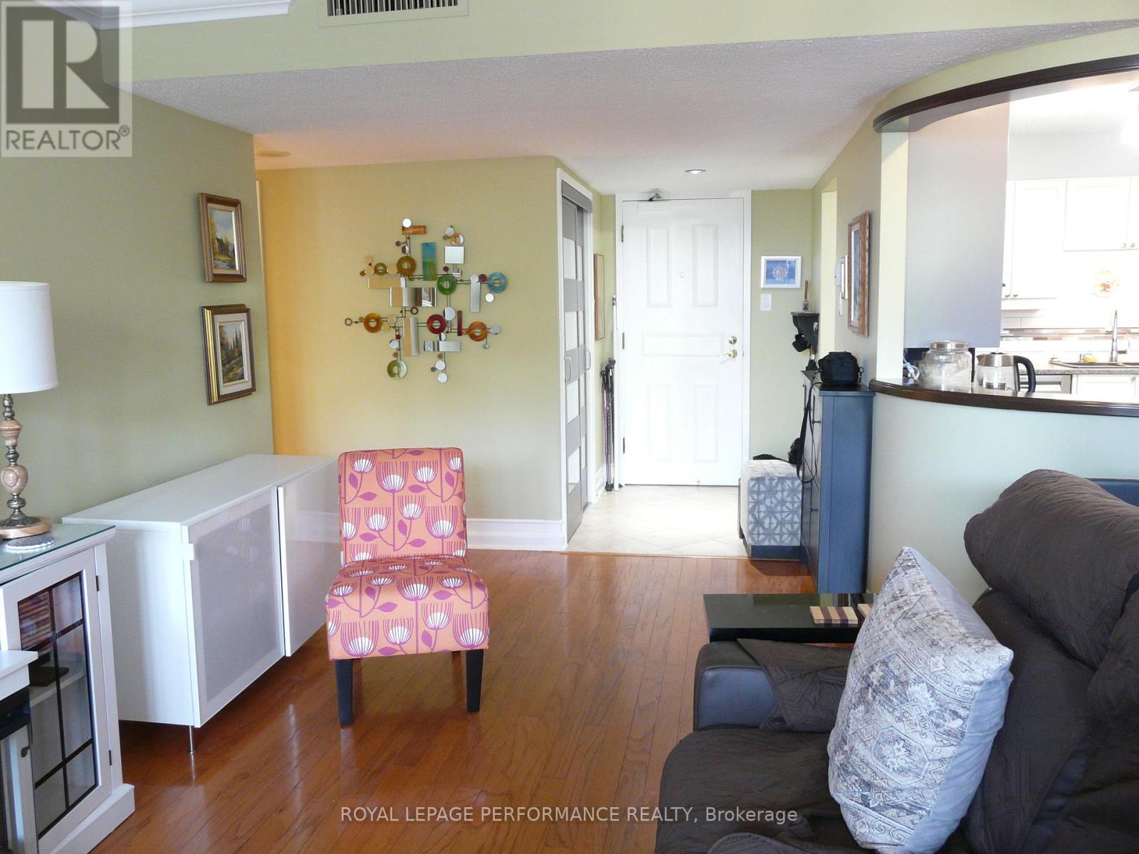 Photo 21 of 404 200 Lafontaine Avenue, Ottawa ON