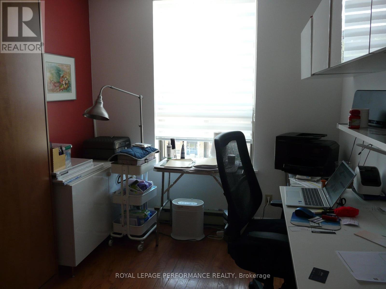 Photo 15 of 404 200 Lafontaine Avenue, Ottawa ON
