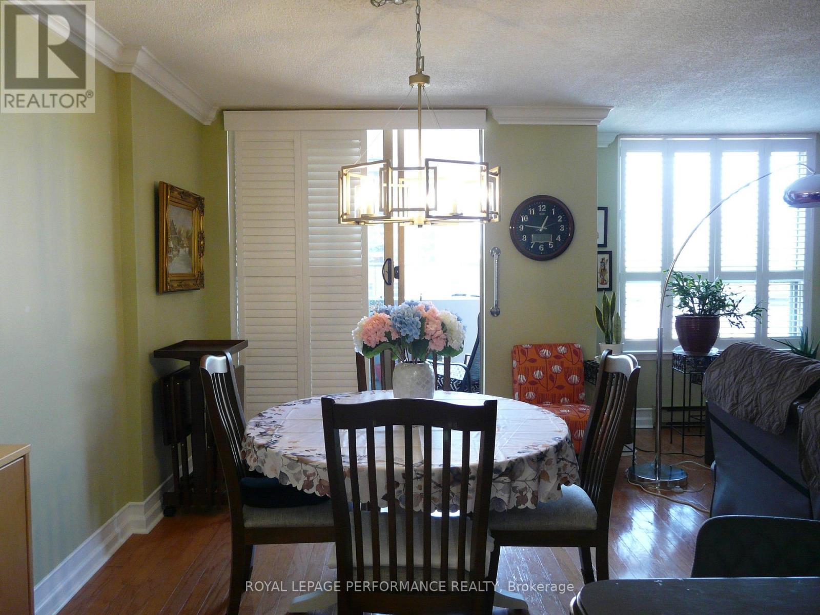 Photo 31 of 404 200 Lafontaine Avenue, Ottawa ON