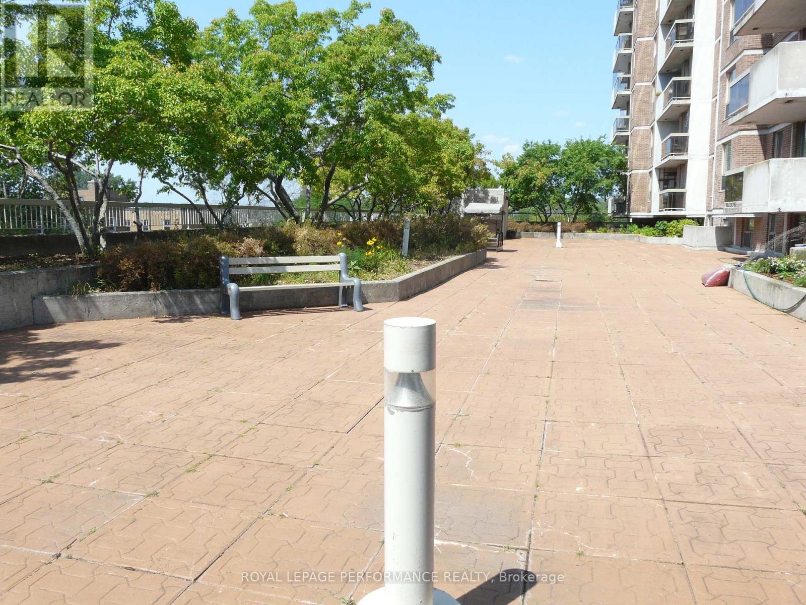 Photo 40 of 404 200 Lafontaine Avenue, Ottawa ON