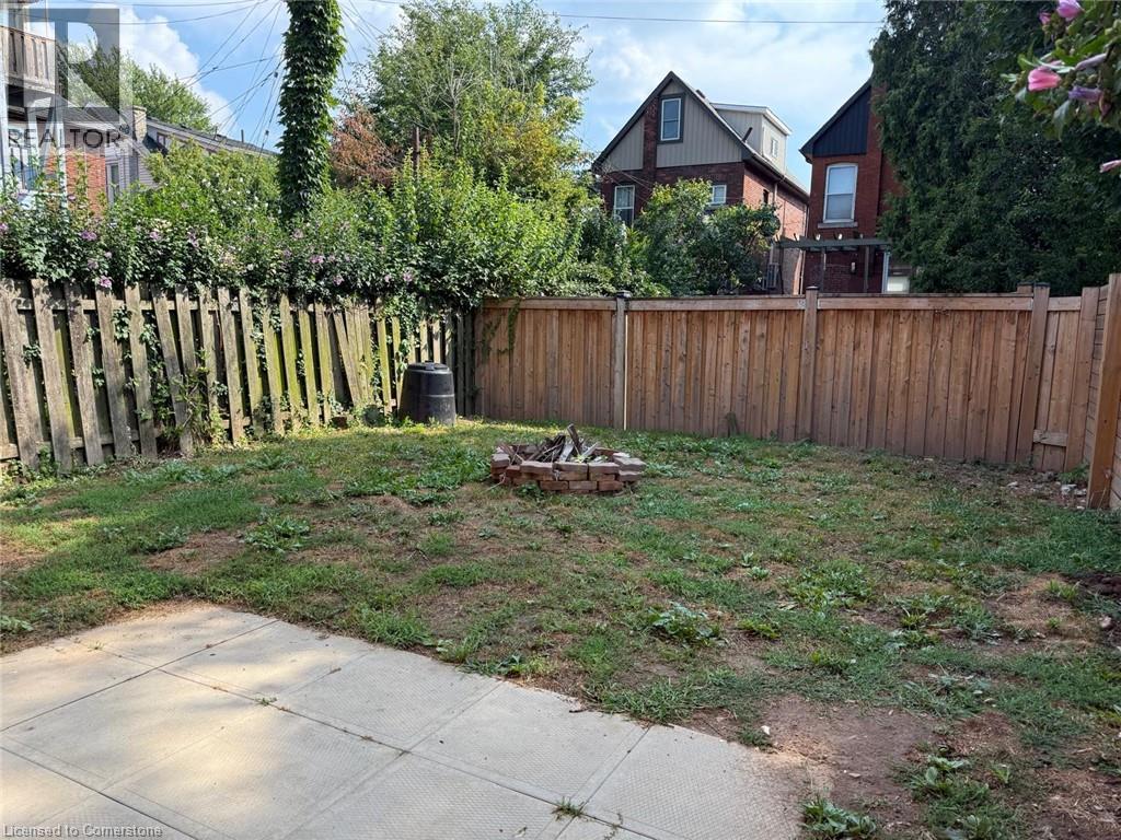 Photo 10 of 24 Avalon Place Unit Main, Hamilton ON