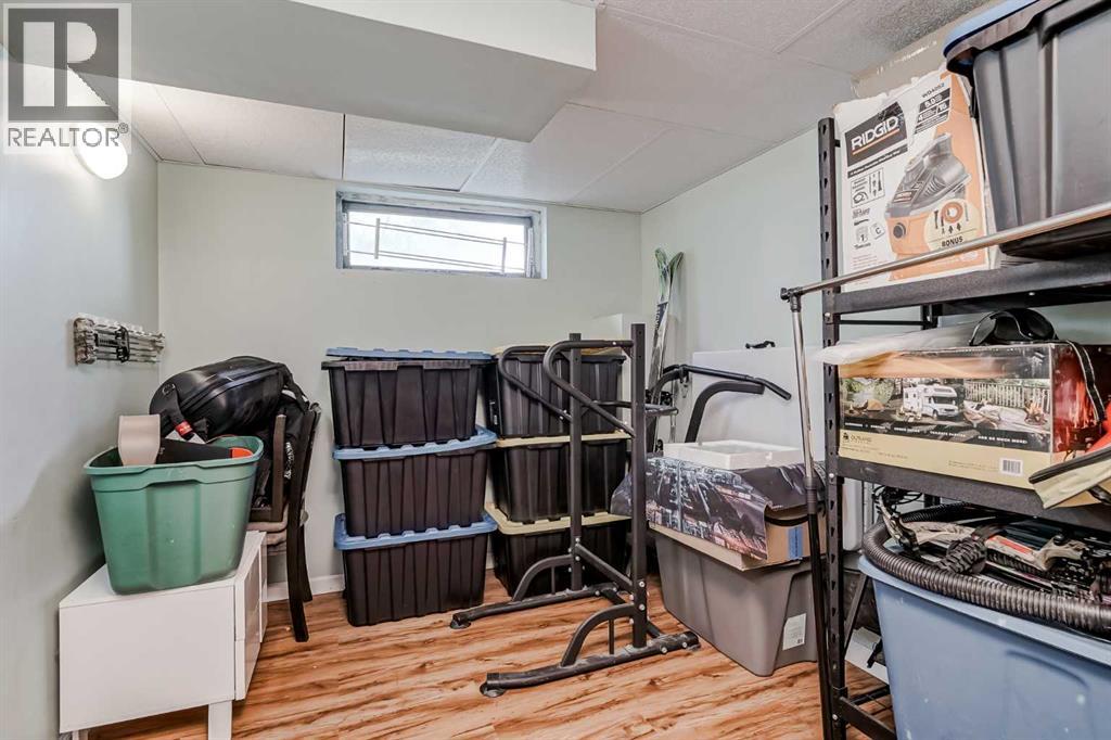 Single Family House for Sale in   Street NE Winston Heights/Mountview Calgary 