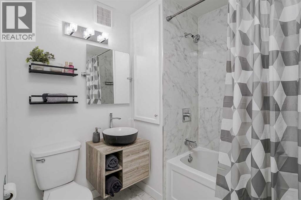 Single Family House for Sale in   Street NE Winston Heights/Mountview Calgary 