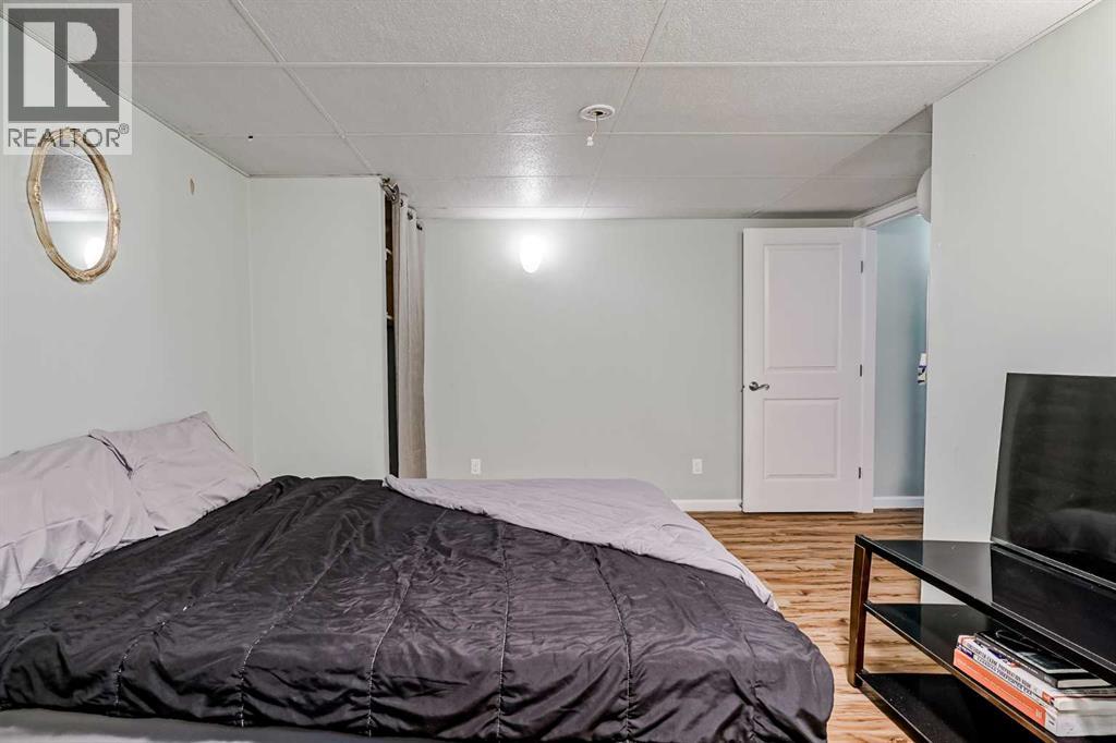 Single Family House for Sale in   Street NE Winston Heights/Mountview Calgary 