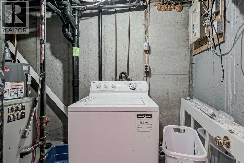 Single Family House for Sale in   Street NE Winston Heights/Mountview Calgary 