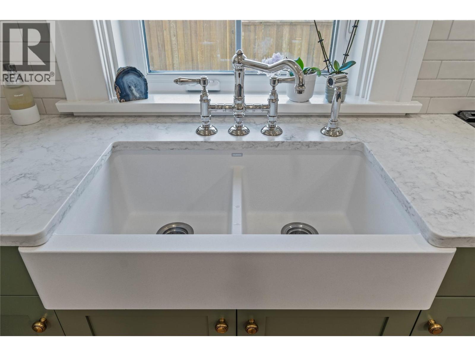 Photo 17 of 670 Columbia Street, Kamloops BC