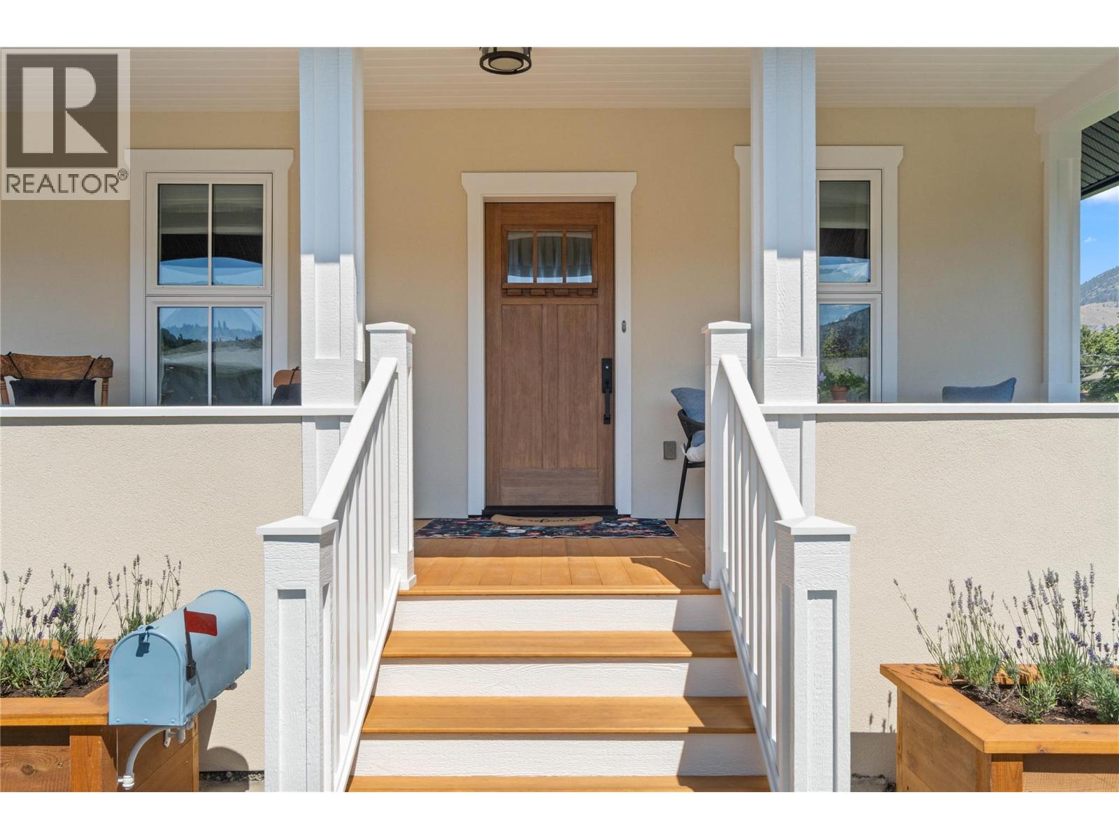 Photo 6 of 670 Columbia Street, Kamloops BC