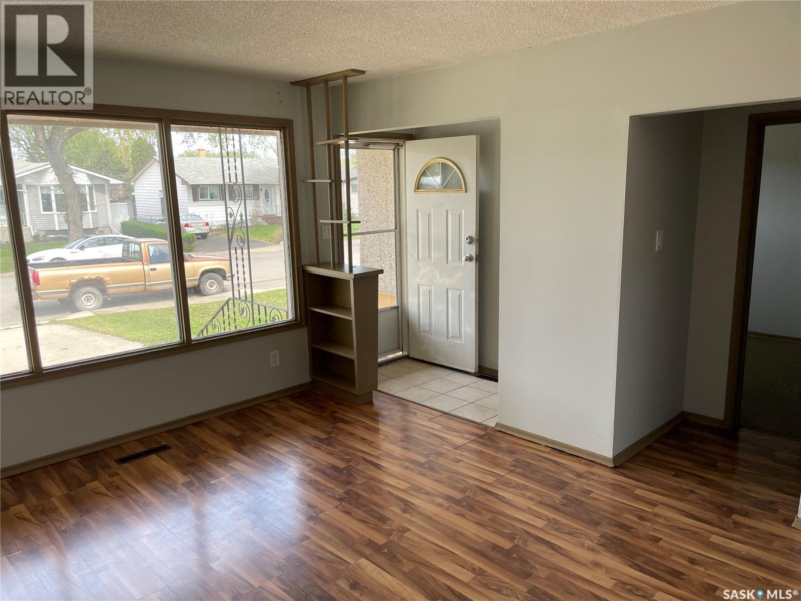 Photo 24 of 27 25 Cushing Crescent, Regina SK