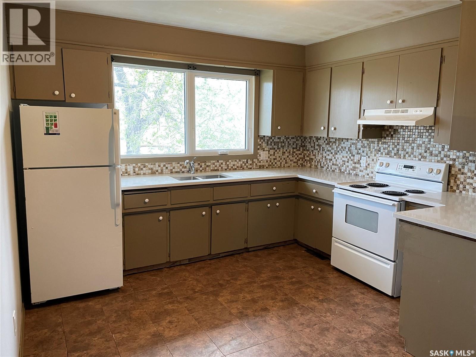 Photo 25 of 27 25 Cushing Crescent, Regina SK