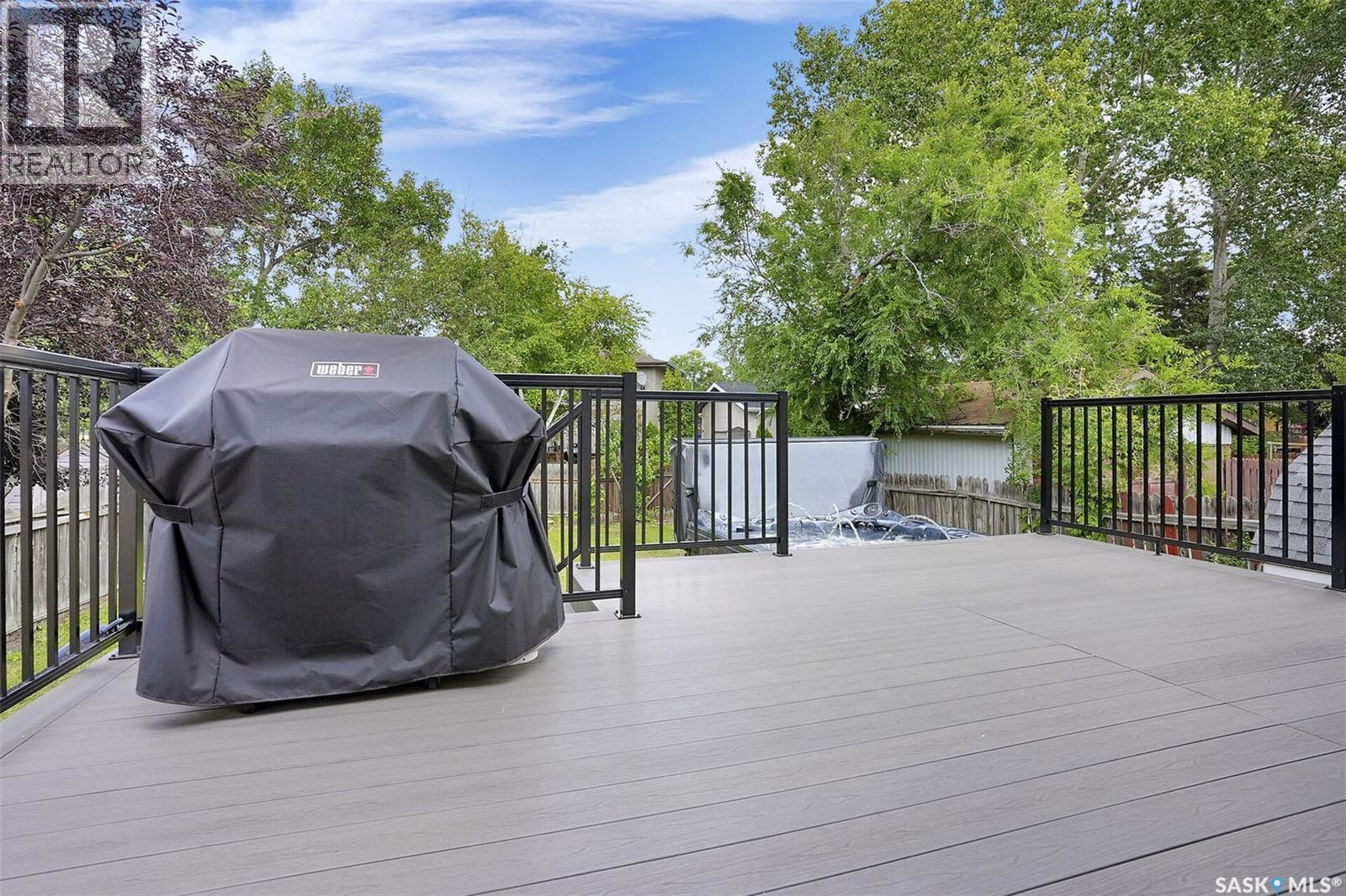 Photo 32 of 586 Rink Avenue, Regina SK