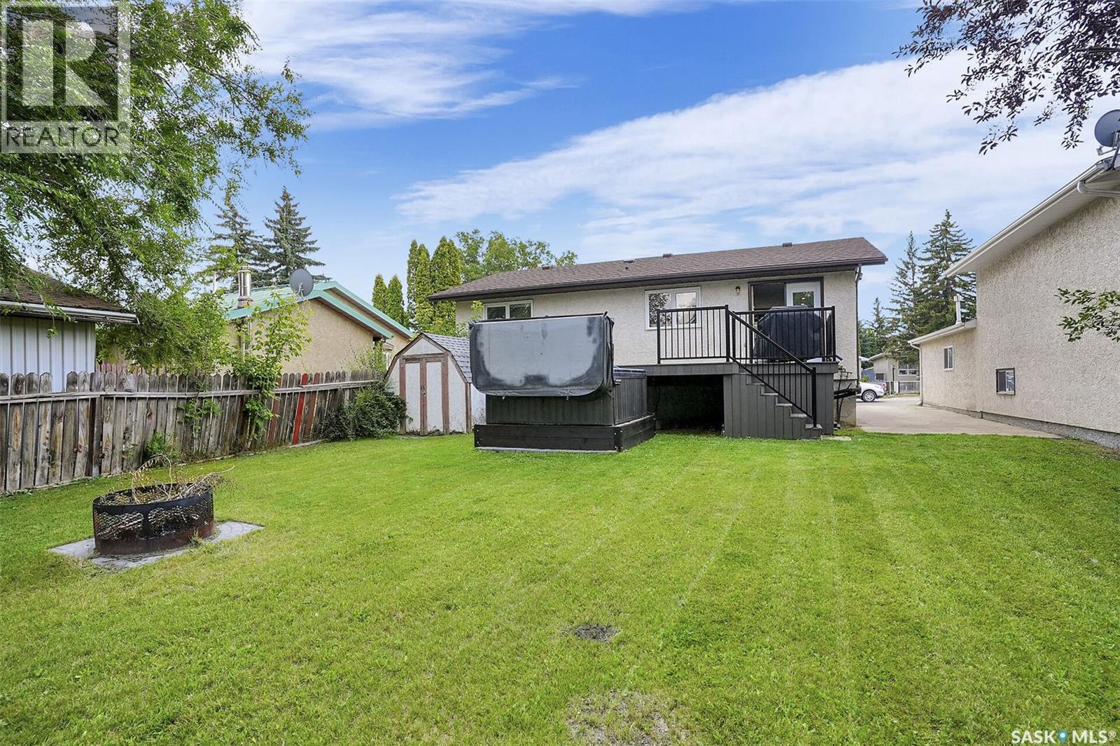 Photo 6 of 586 Rink Avenue, Regina SK