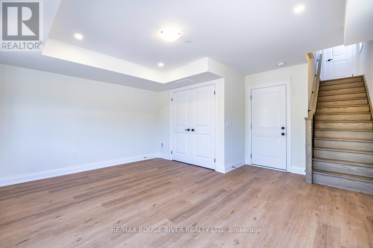Photo 26 of 10 Marret Lane, Clarington ON