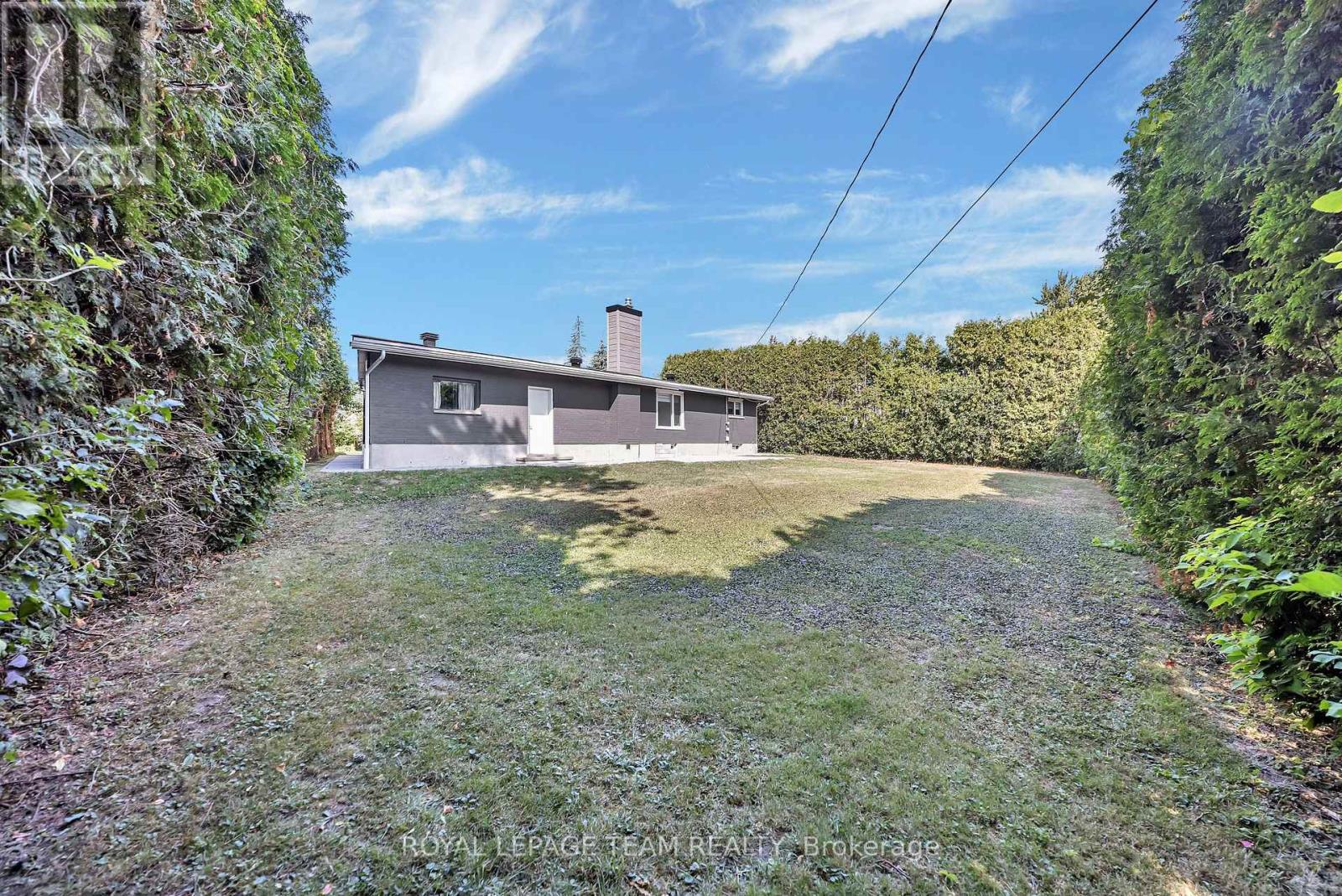 Photo 39 of 12 Largo Crescent, Ottawa ON