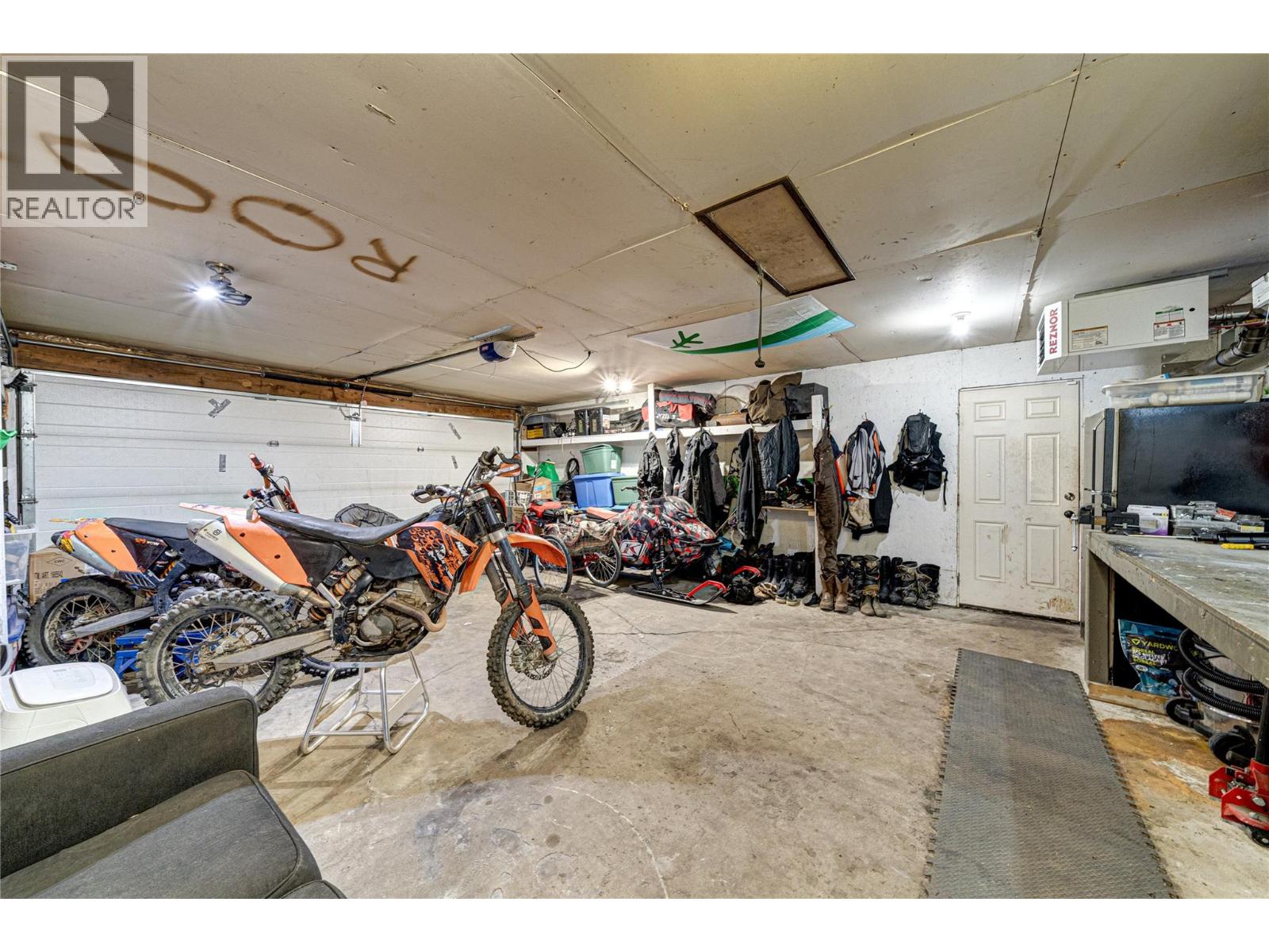 Photo 3 of 1305 Pinyon Road, Sparwood BC