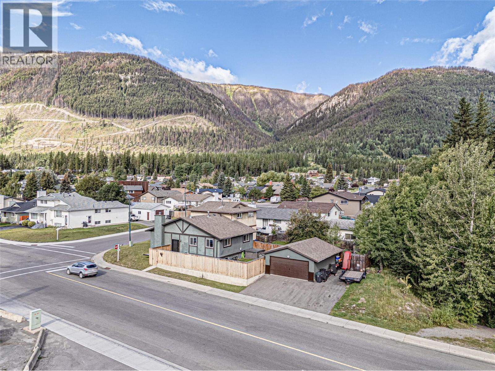 Photo 26 of 1305 Pinyon Road, Sparwood BC
