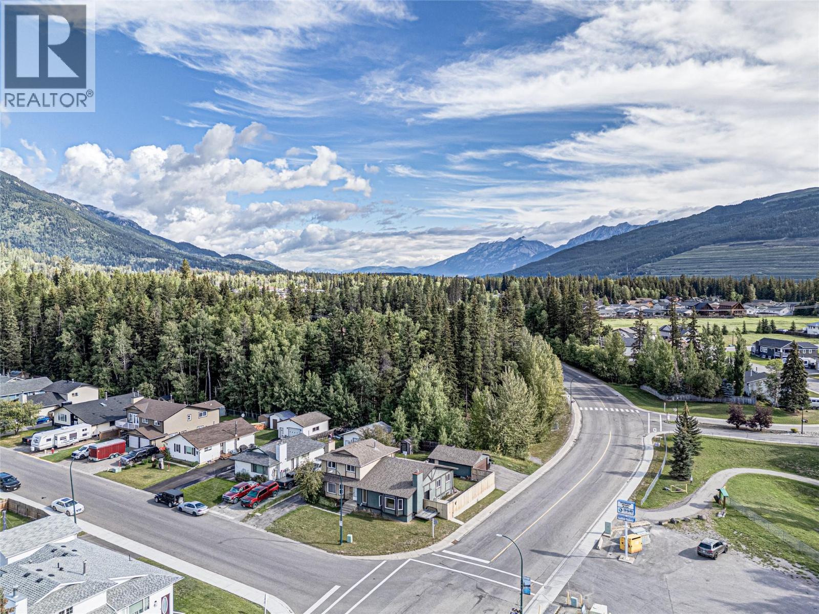 Photo 38 of 1305 Pinyon Road, Sparwood BC