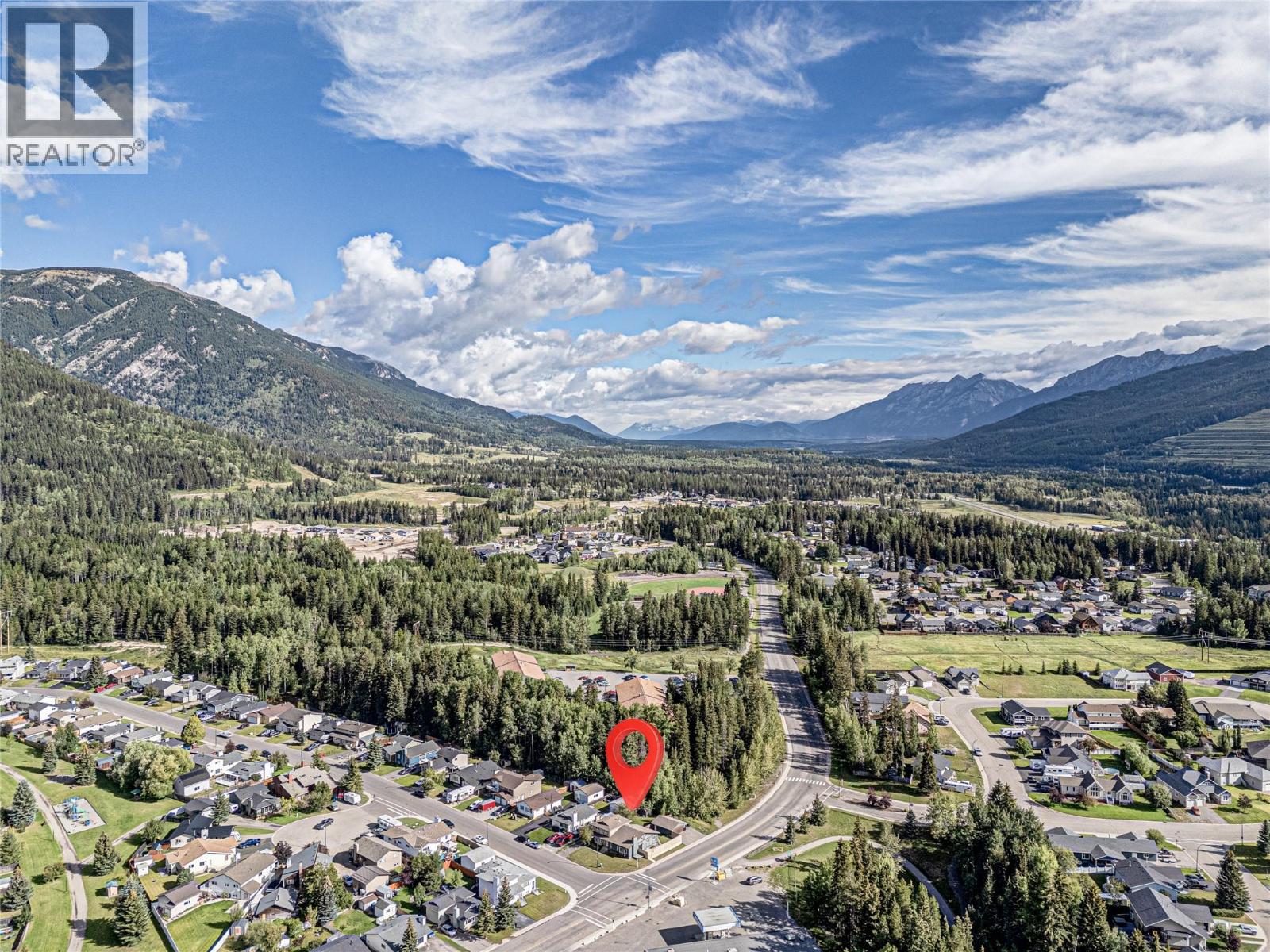 Photo 9 of 1305 Pinyon Road, Sparwood BC