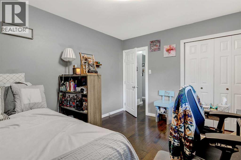 Single Family House Bungalow for Sale in   Avenue Mountview Grande Prairie 
