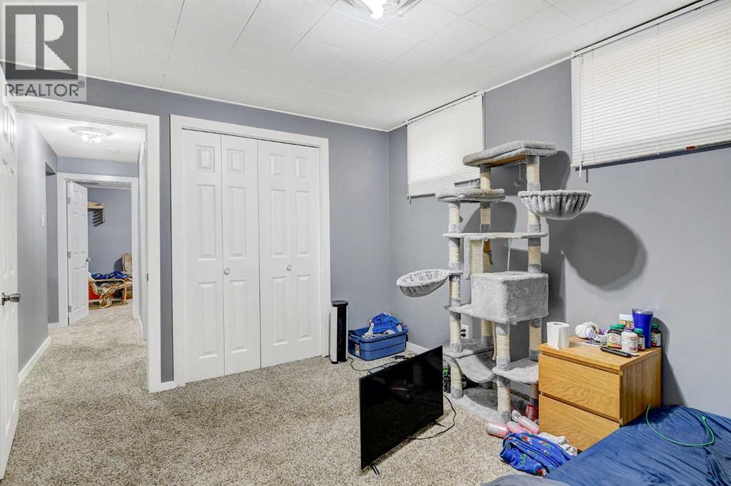 Single Family House Bungalow for Sale in   Avenue Mountview Grande Prairie 