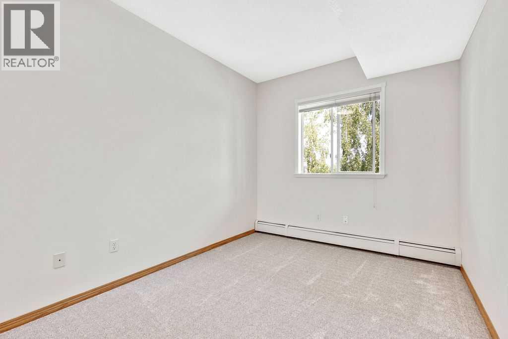 Single Family House for Sale in   Lincoln Way SW Lincoln Park Calgary 