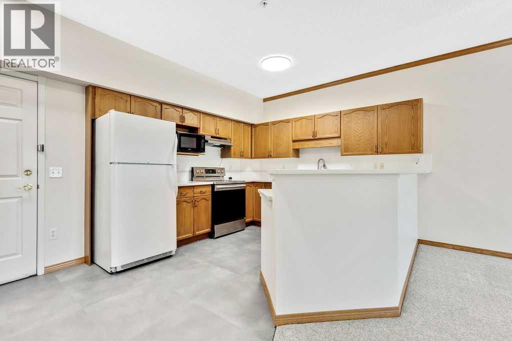 Single Family House for Sale in   Lincoln Way SW Lincoln Park Calgary 