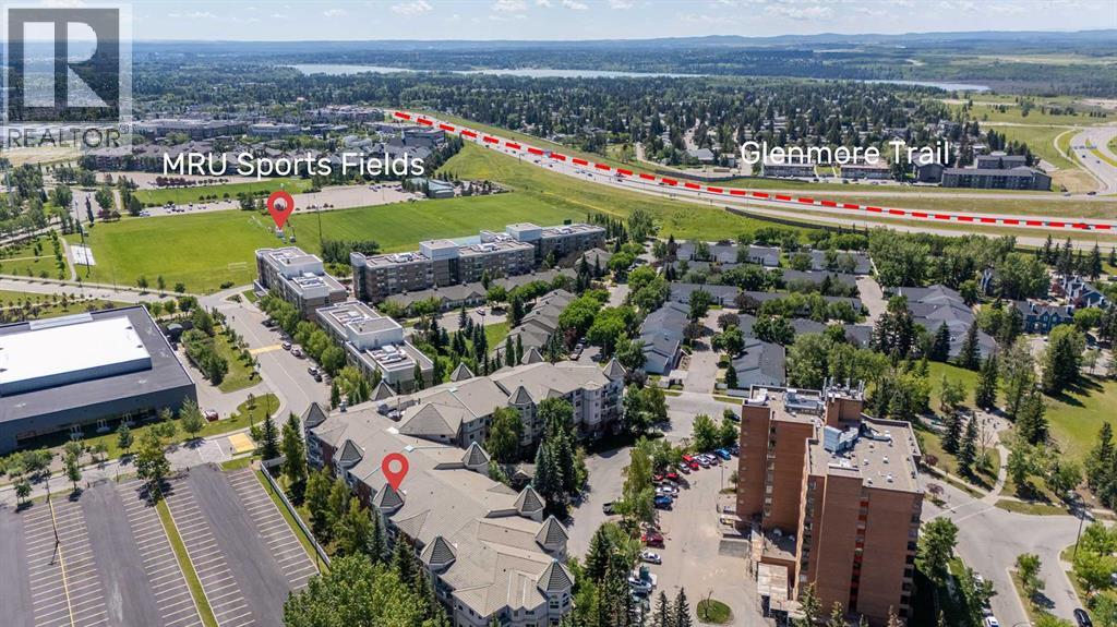 Single Family House for Sale in   Lincoln Way SW Lincoln Park Calgary 
