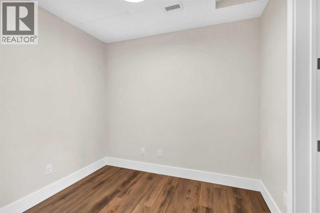 Single Family House for Sale in    Street SW South Calgary Calgary 