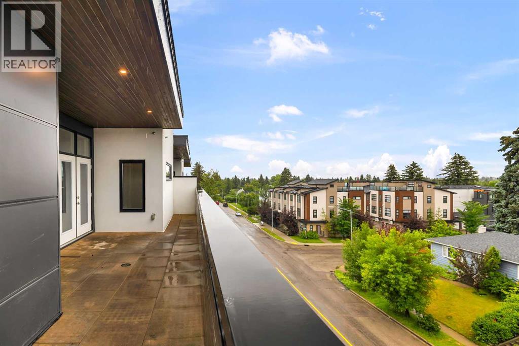 Single Family House for Sale in    Street SW South Calgary Calgary 