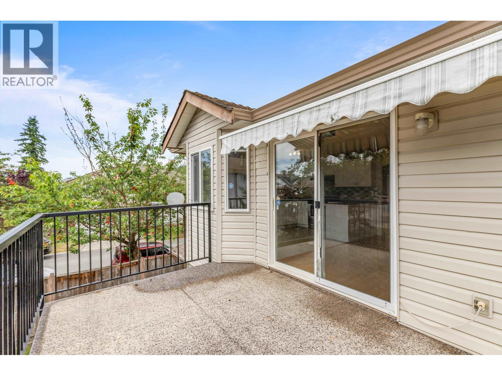 Photo 24 of 20660 Thorne Avenue, Maple Ridge BC