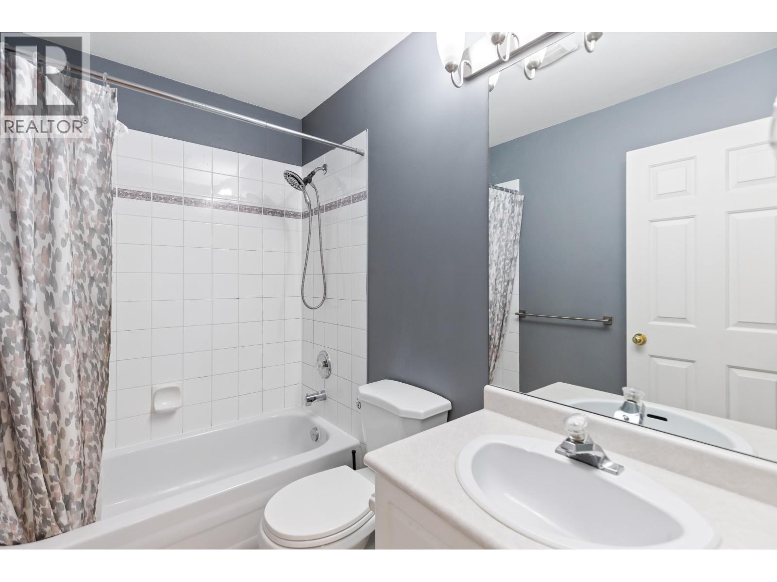 Photo 19 of 20660 Thorne Avenue, Maple Ridge BC