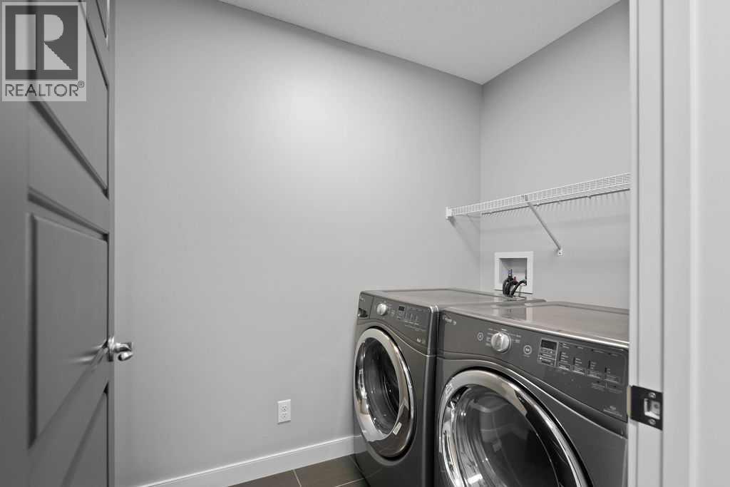 Single Family House for Sale in  Evanspark Gardens NW Evanston Calgary 
