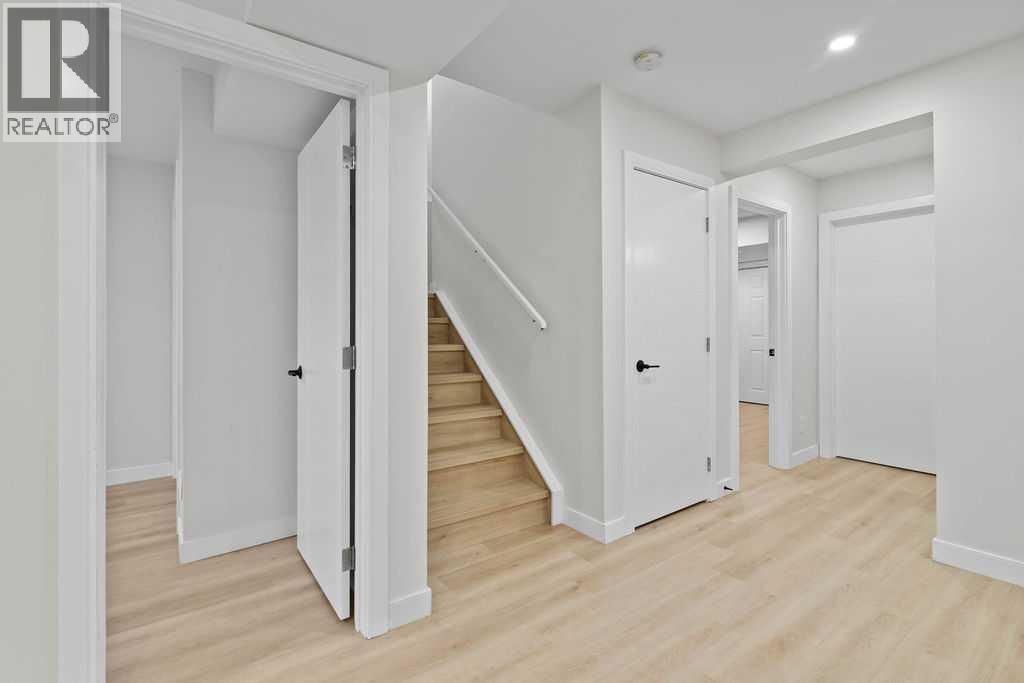 Single Family House for Sale in  Evanspark Gardens NW Evanston Calgary 