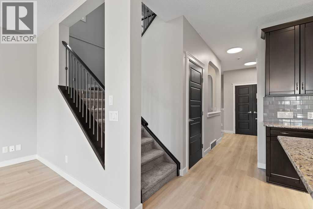 Single Family House for Sale in  Evanspark Gardens NW Evanston Calgary 