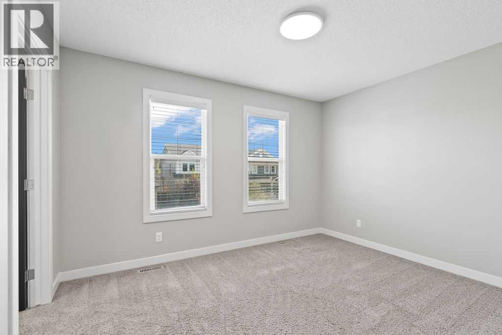 Single Family House for Sale in  Evanspark Gardens NW Evanston Calgary 