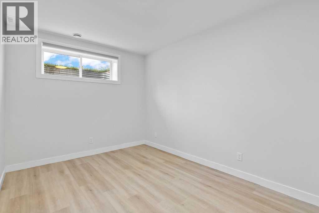 Single Family House for Sale in  Evanspark Gardens NW Evanston Calgary 