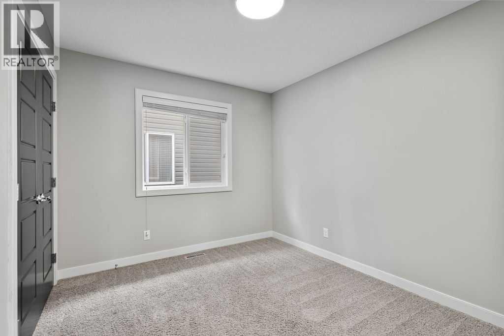 Single Family House for Sale in  Evanspark Gardens NW Evanston Calgary 