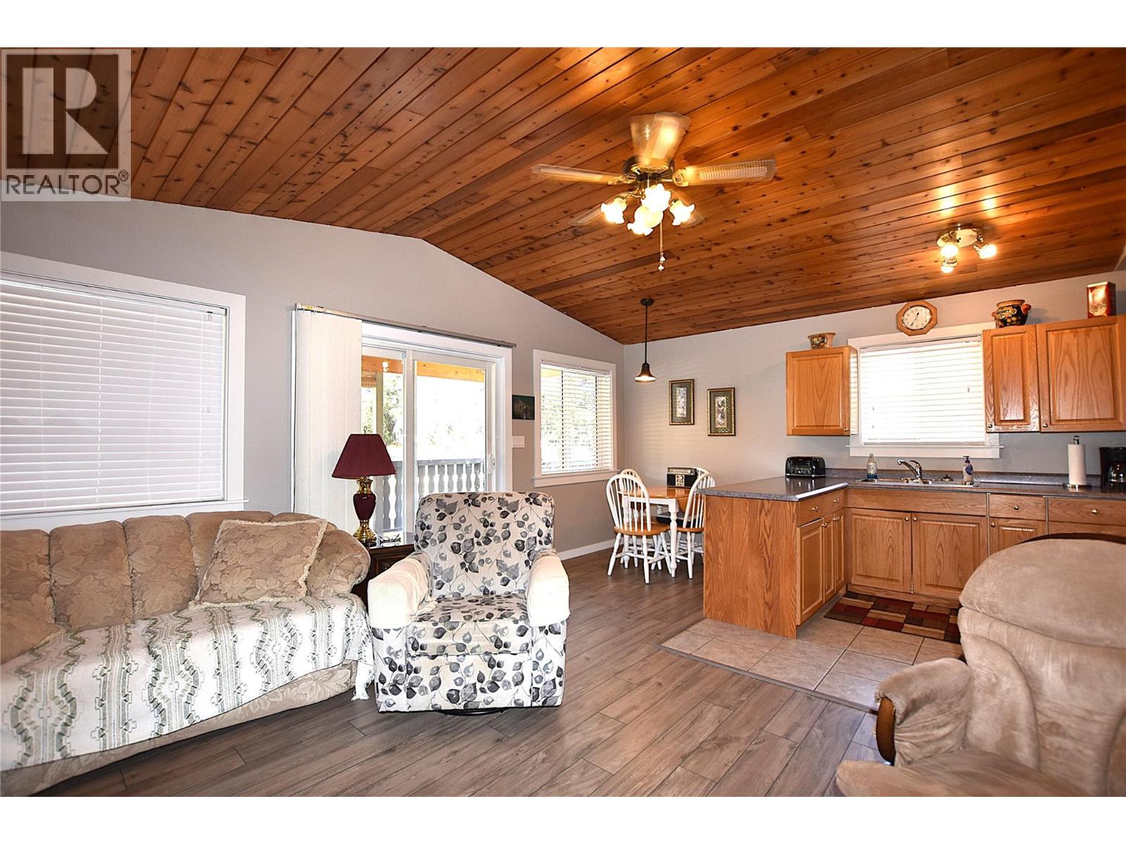 Photo 7 of 190 Falcon Avenue, Vernon BC
