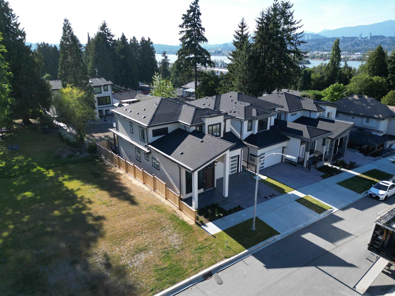 Photo 2 of 11463 138 A Street, Surrey BC